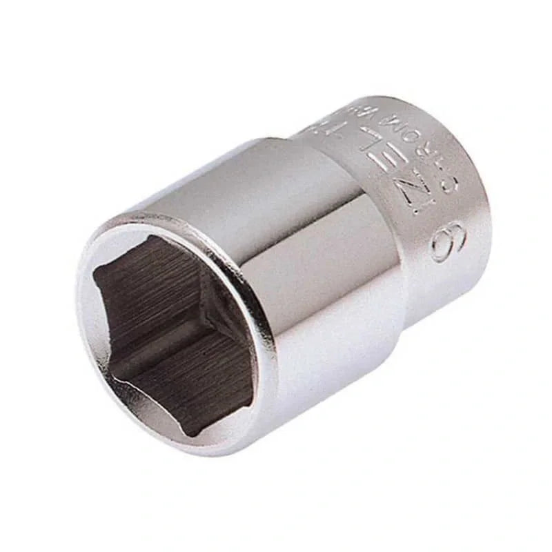 İzeltaş 1/4'' Altı Köşe 07mm Lokma Anahtar, mekanik uygulamalarda pratik ve güvenilir kullanım için tasarlanmıştır.