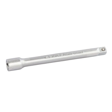 İzeltaş 1/4'' 50mm Ara Kol, sıkma ve sökme işlemlerinde kontrollü kullanım sunar.